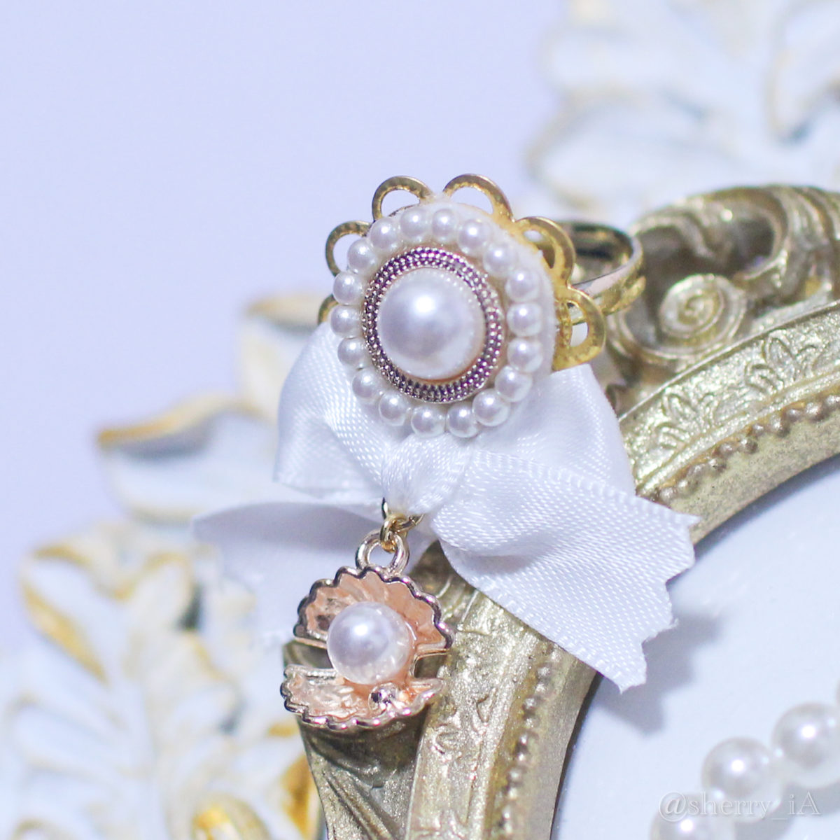 アミュリボン 優美なマーメイドと純白の貝殻リング ミロのヴィーナスをイメージした純白の貝殻をコンセプトにしたマーメイドモチーフのハンドメイドアクセサリー 指輪 ミルキーホワイト